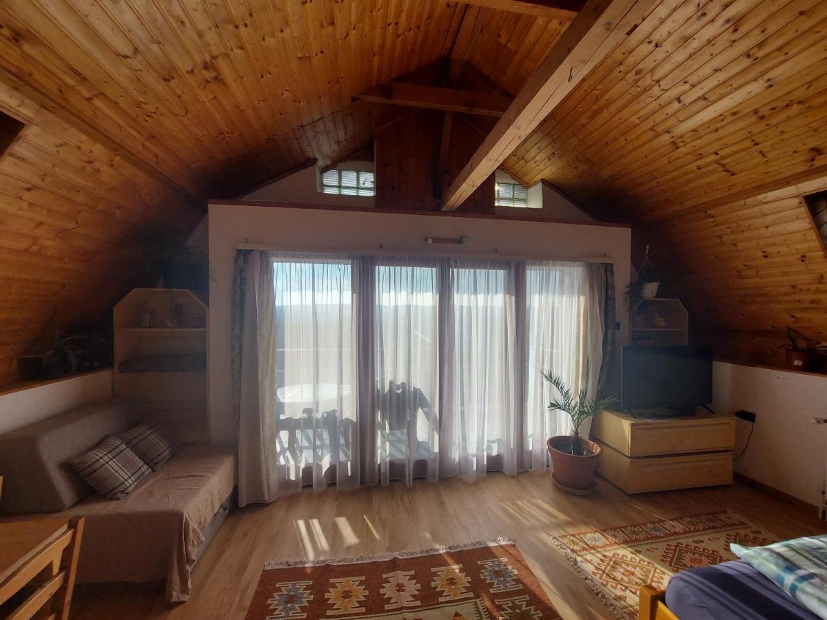 Attila-Apartman Budaoers Zewnętrze zdjęcie