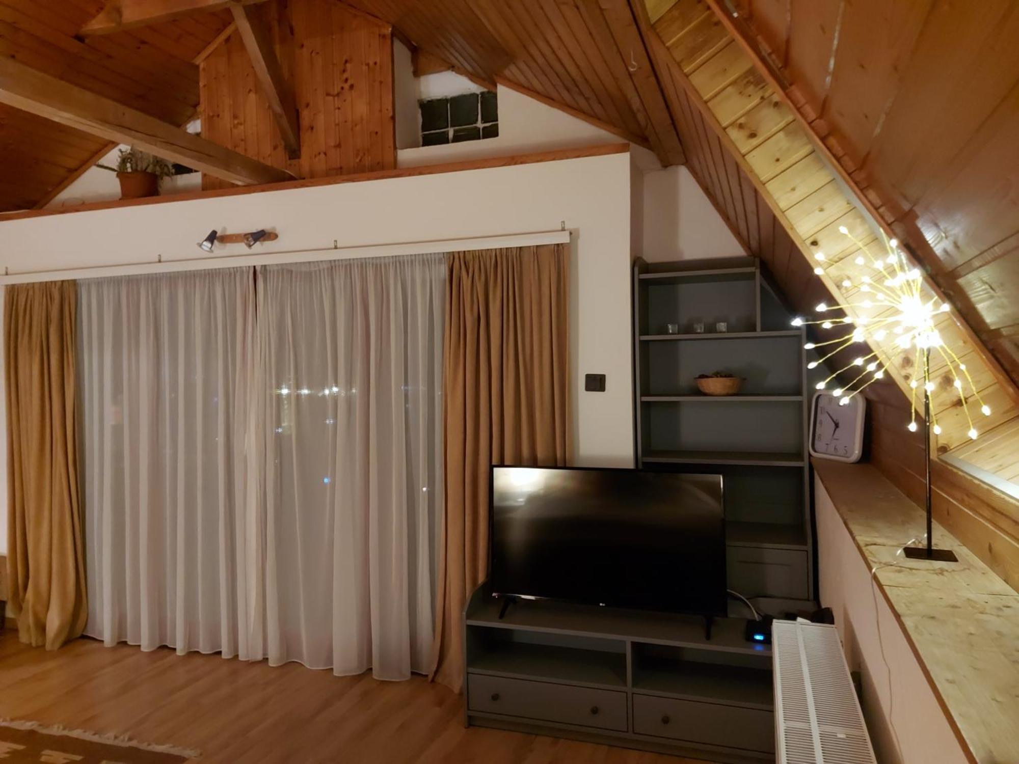 Attila-Apartman Budaoers Zewnętrze zdjęcie