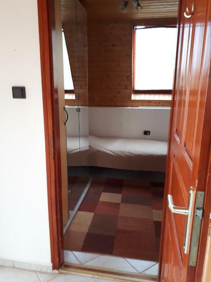 Attila-Apartman Budaoers Zewnętrze zdjęcie